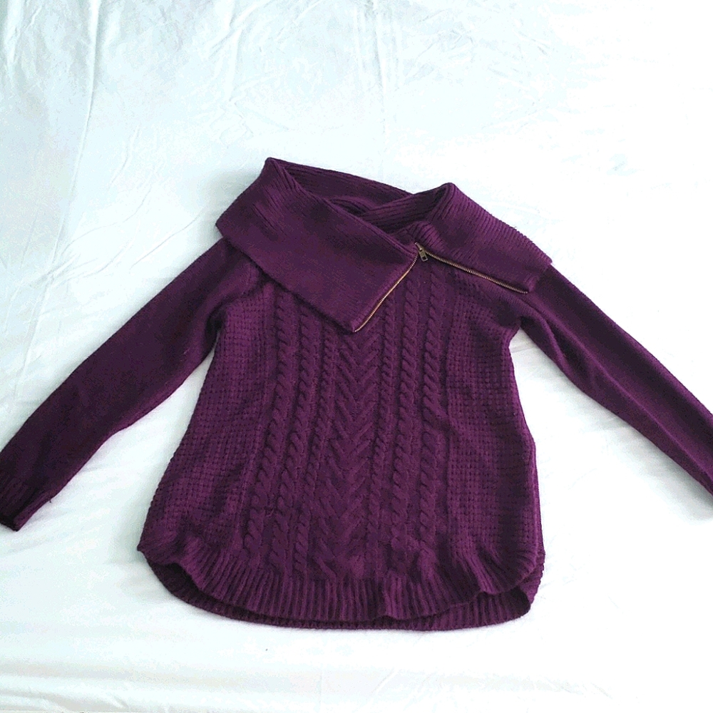 Plum Sweater-Westport-Size Medium